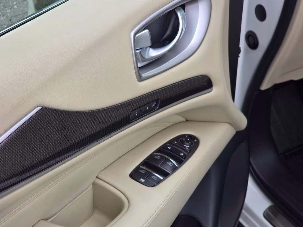 2019 Majestic White INFINITI QX60 LUXE AWD SUV