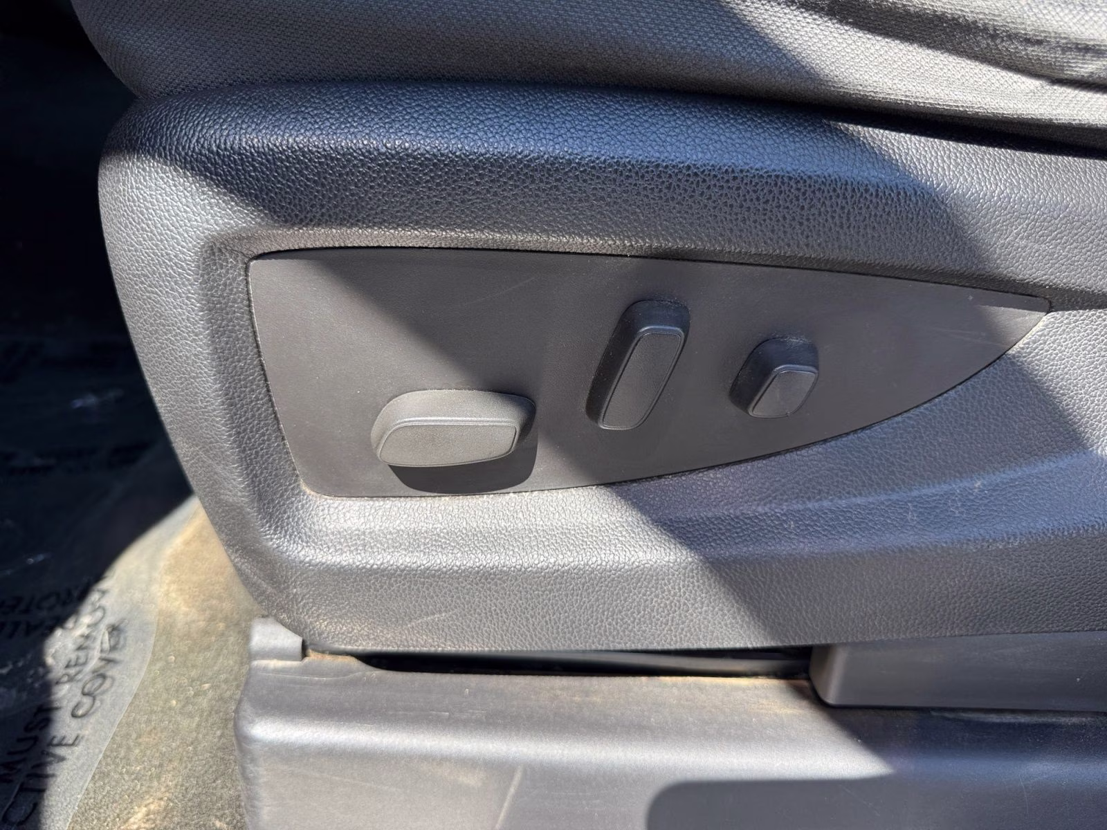 2015 Slate Gray Metallic Chevrolet Silverado 1500 LT 4X4 Truck