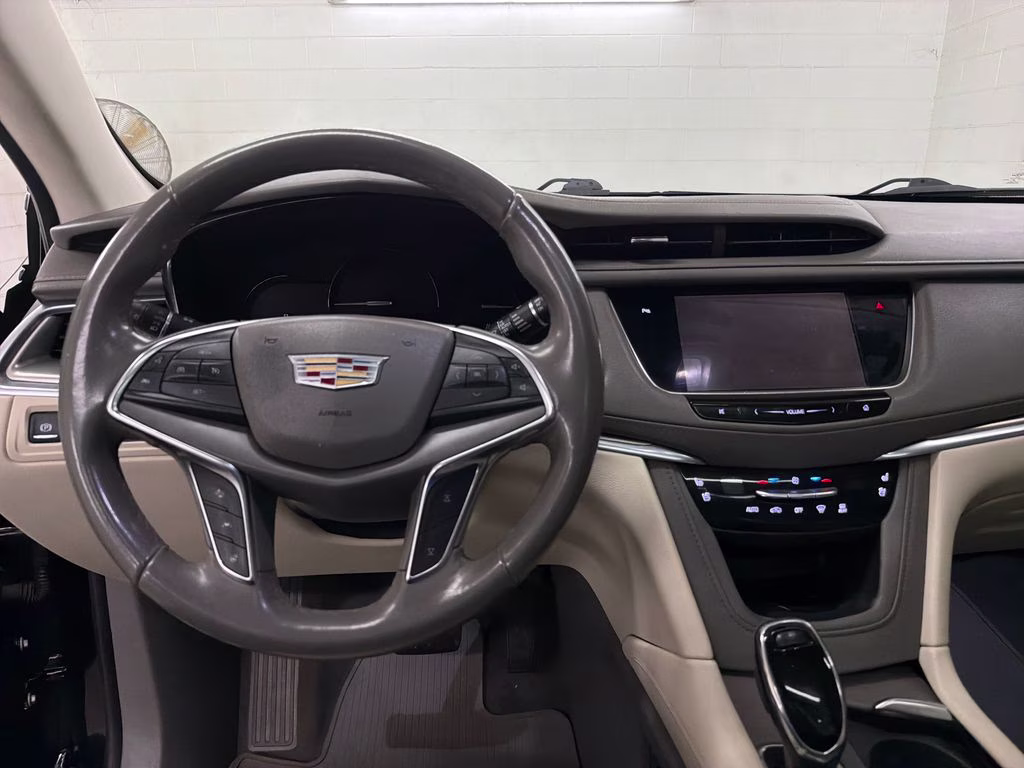 2019 Stellar Black Metallic Cadillac XT5 Premium Luxury FWD SUV