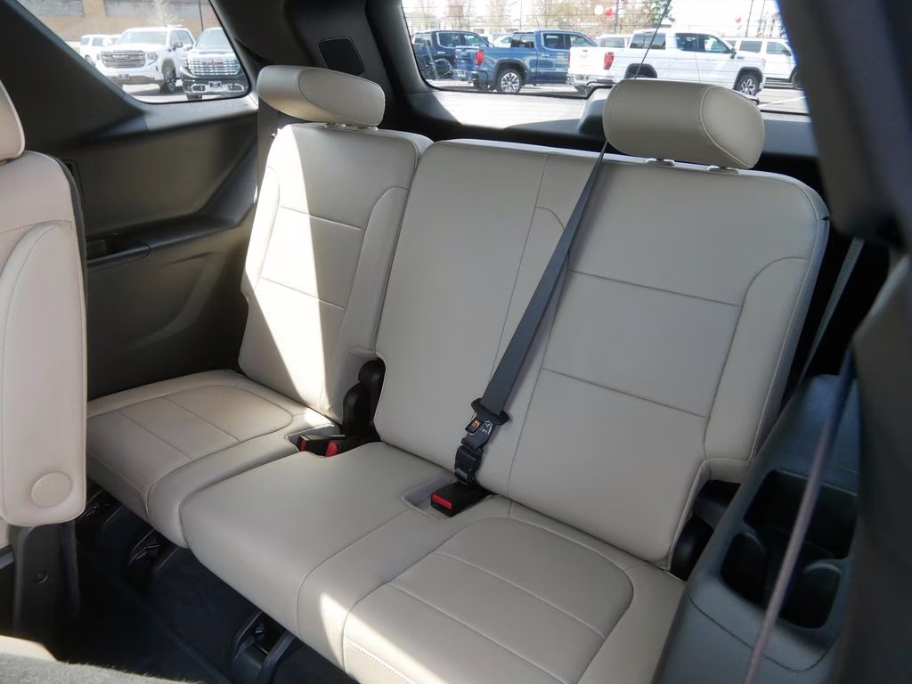 2022 Summit White Chevrolet Traverse Premier AWD SUV