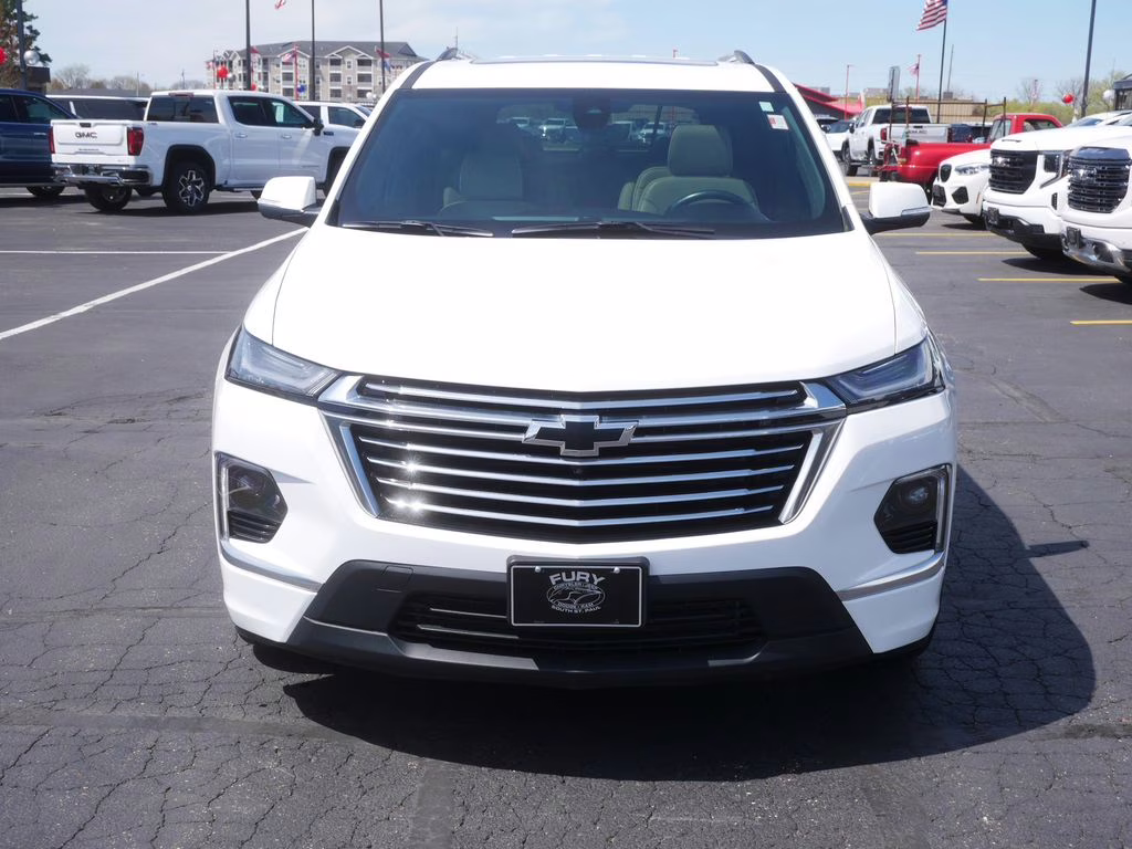 2022 Summit White Chevrolet Traverse Premier AWD SUV