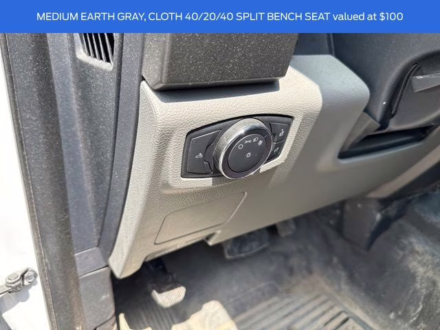 2022 Oxford White Ford Super Duty F-250 SRW XL 4X4 Truck