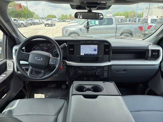 2023 Oxford White Ford Super Duty F-350 SRW XL 4X4 Truck