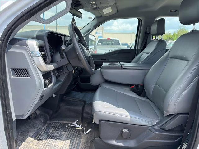 2023 Oxford White Ford Super Duty F-350 SRW XL 4X4 Truck