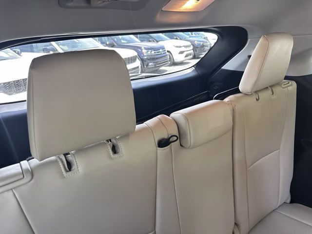 2023 Pearl Toyota Highlander Others FWD SUV