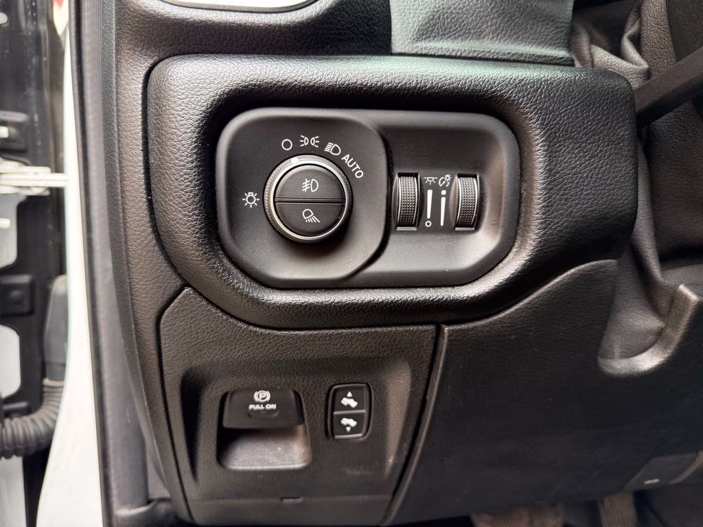 2020 Bright White Clearcoat Ram 1500 Laramie 4X4 Truck