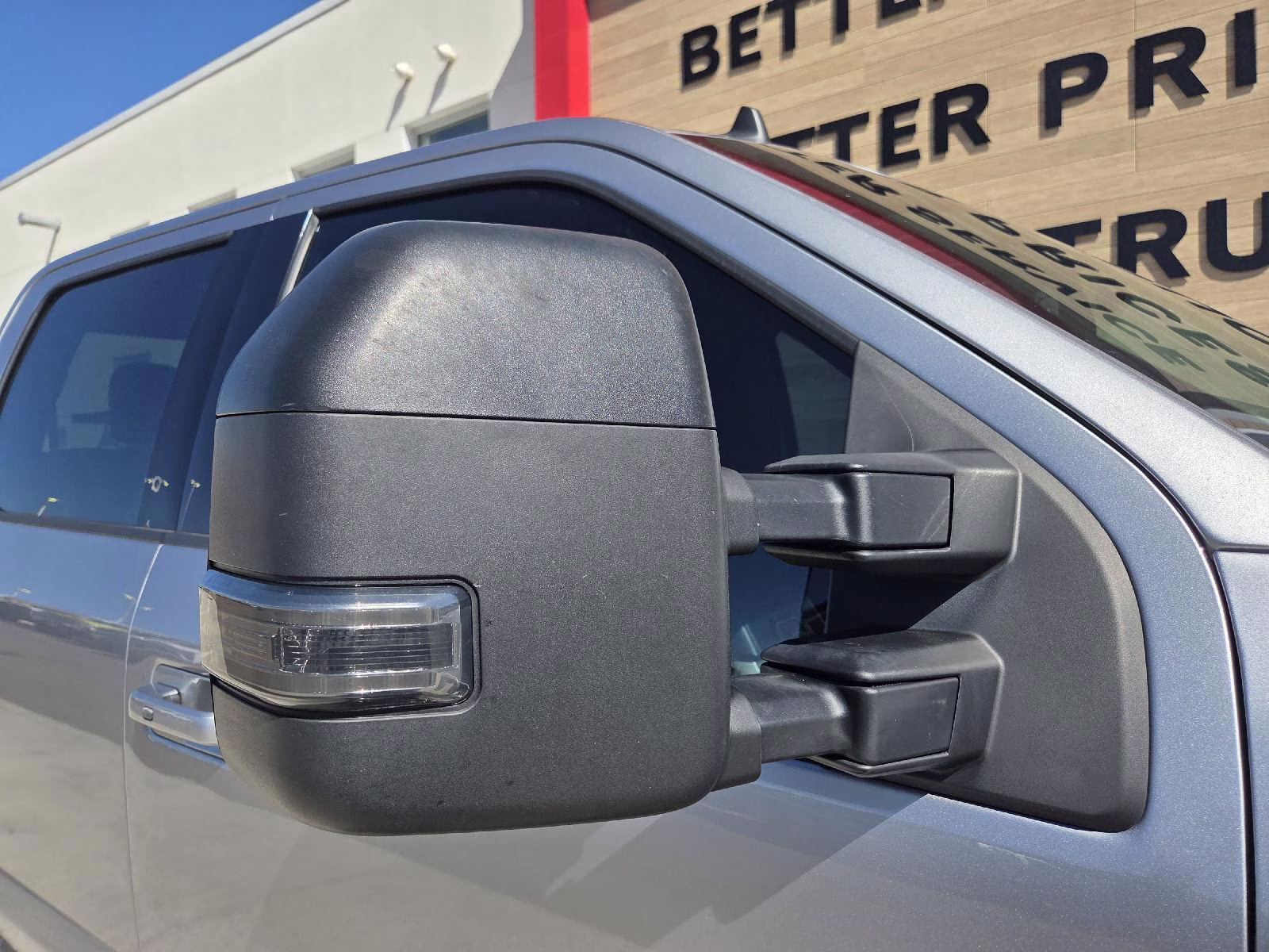 2020 Iconic Silver Ford F-150 LARIAT 4X4 Truck