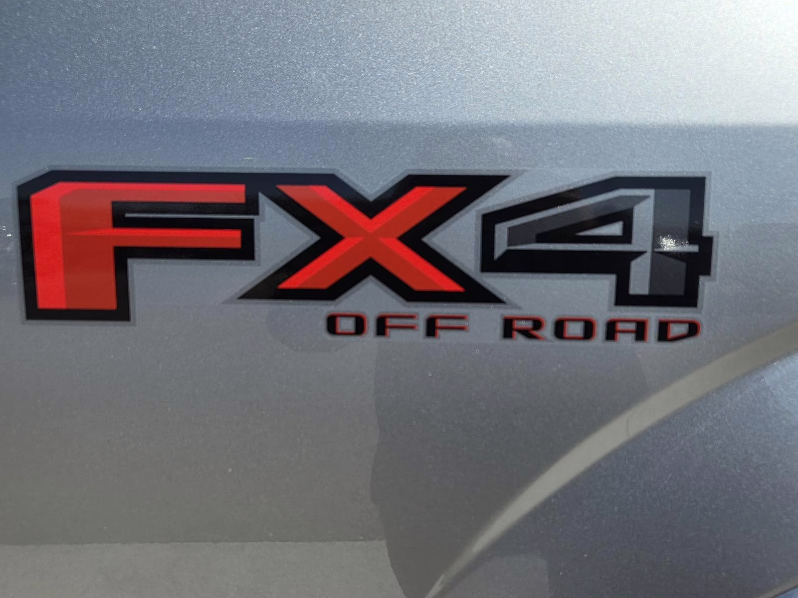 2020 Iconic Silver Ford F-150 LARIAT 4X4 Truck