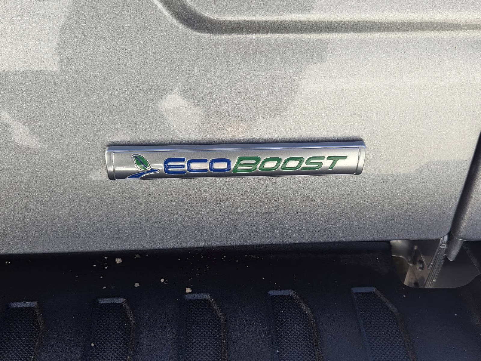 2020 Iconic Silver Ford F-150 LARIAT 4X4 Truck