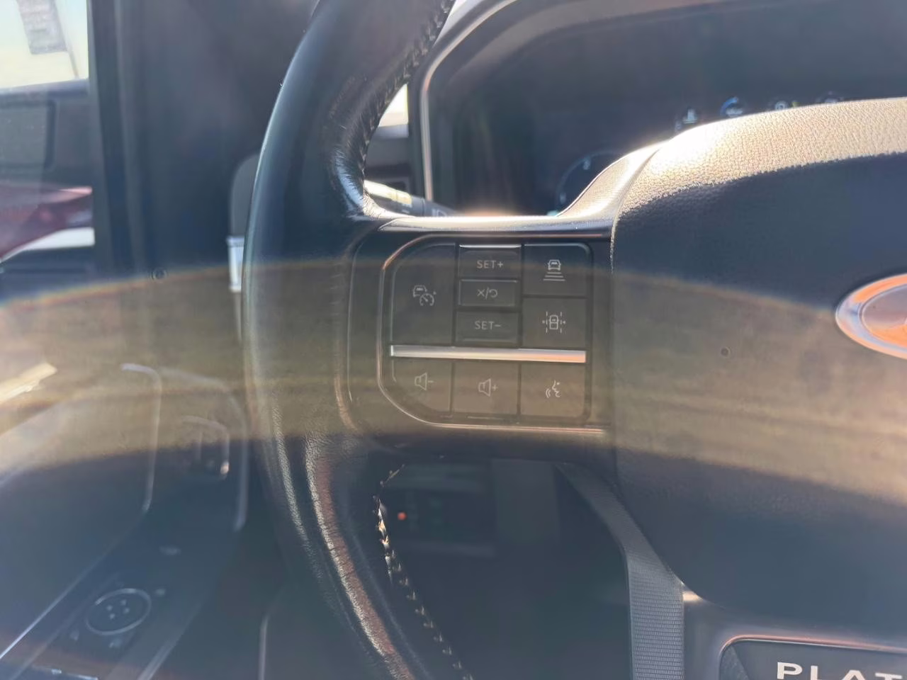 2024 Agate Black Metallic Ford Super Duty F-350 SRW Platinum 4X4 Truck