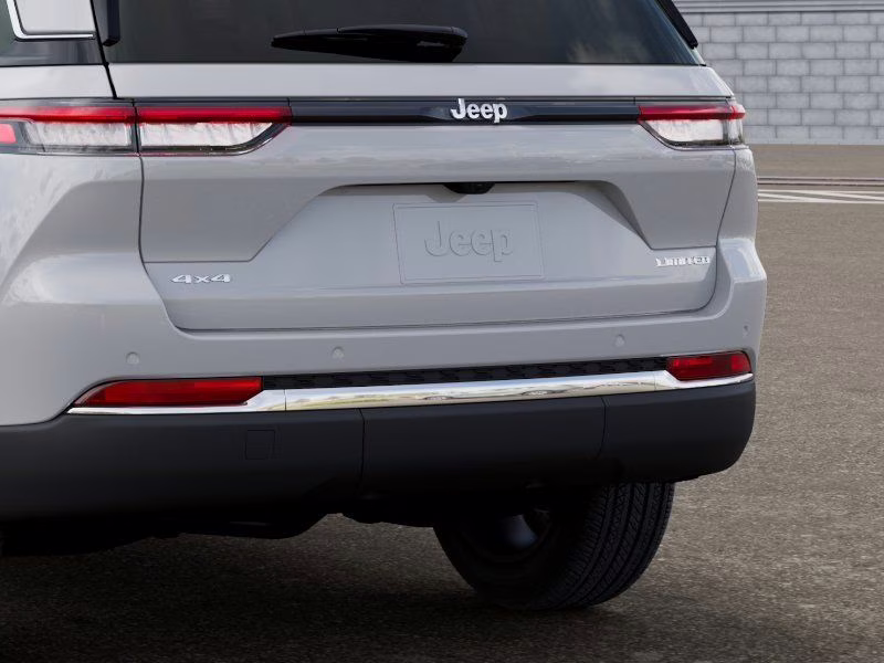 2026 Bright White Clearcoat Jeep Grand Cherokee Limited 4X4 SUV