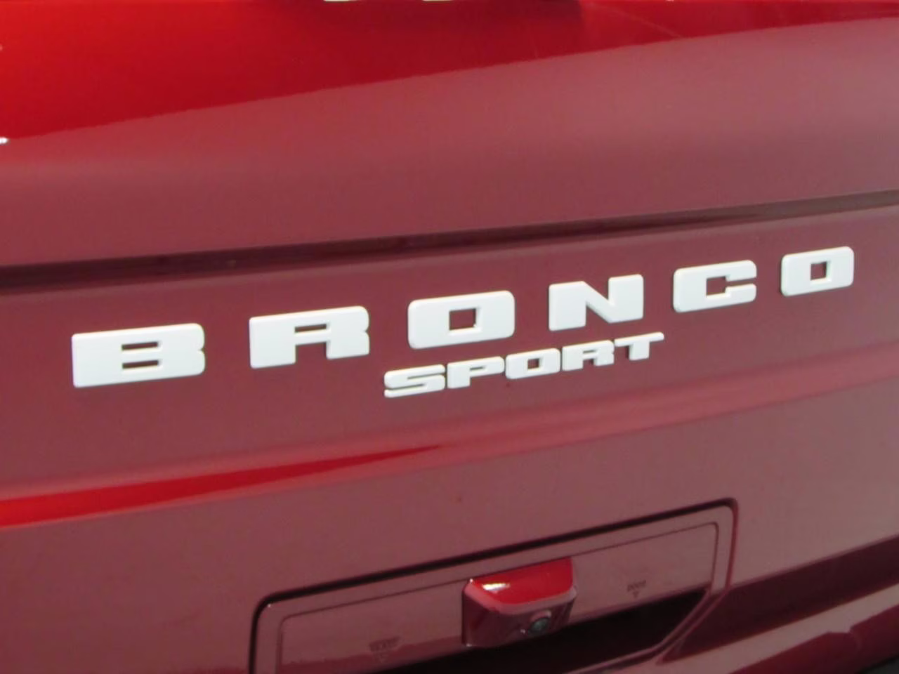 2026 Ruby Red Metallic Tinted Clearcoat Ford Bronco Sport Outer Banks 4X4 SUV