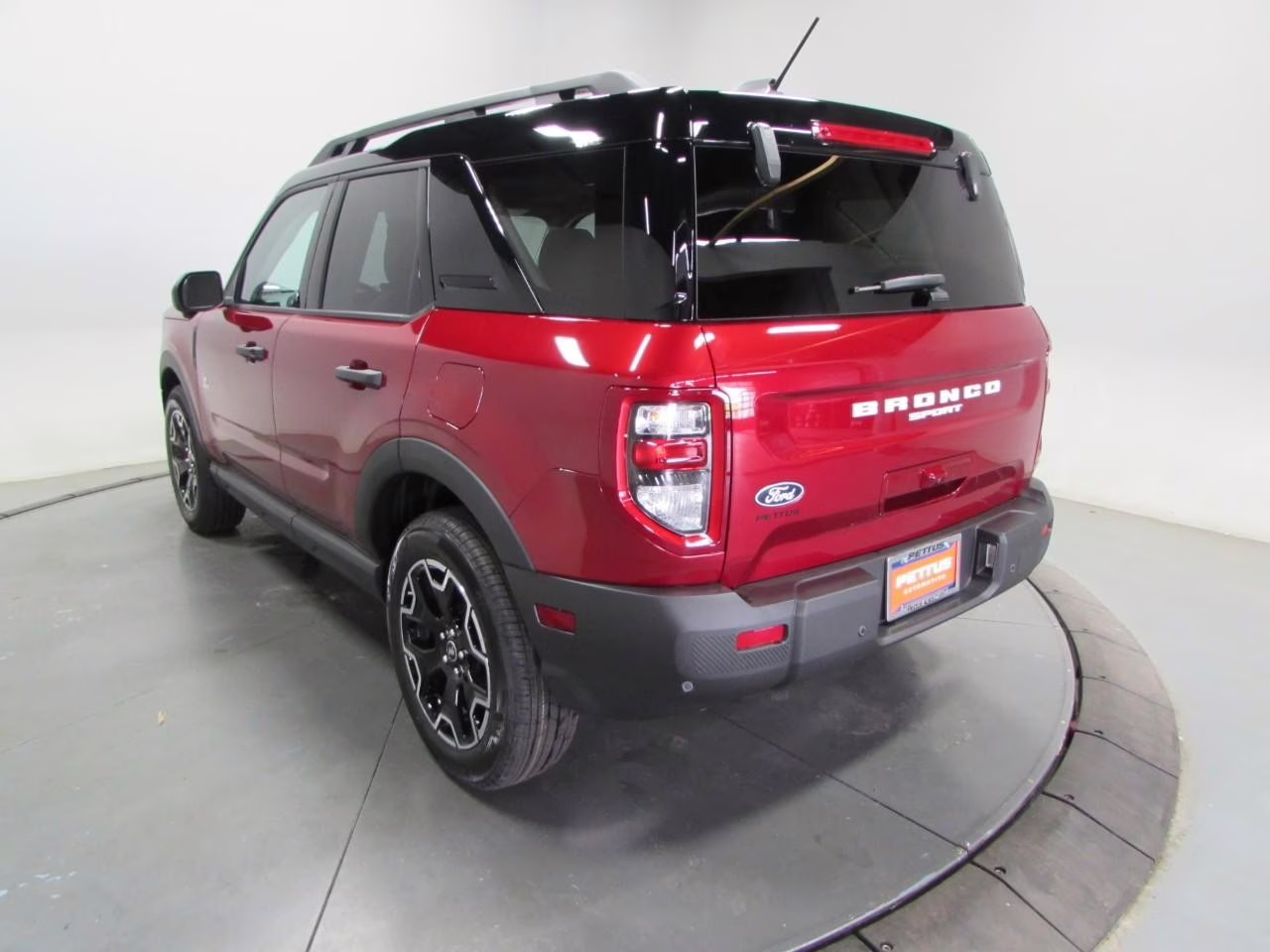 2026 Ruby Red Metallic Tinted Clearcoat Ford Bronco Sport Outer Banks 4X4 SUV