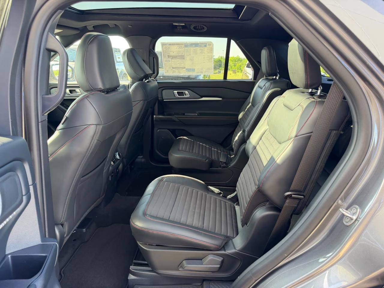 2026 Carbonized Gray Metallic Ford Explorer ST-Line 4X4 SUV