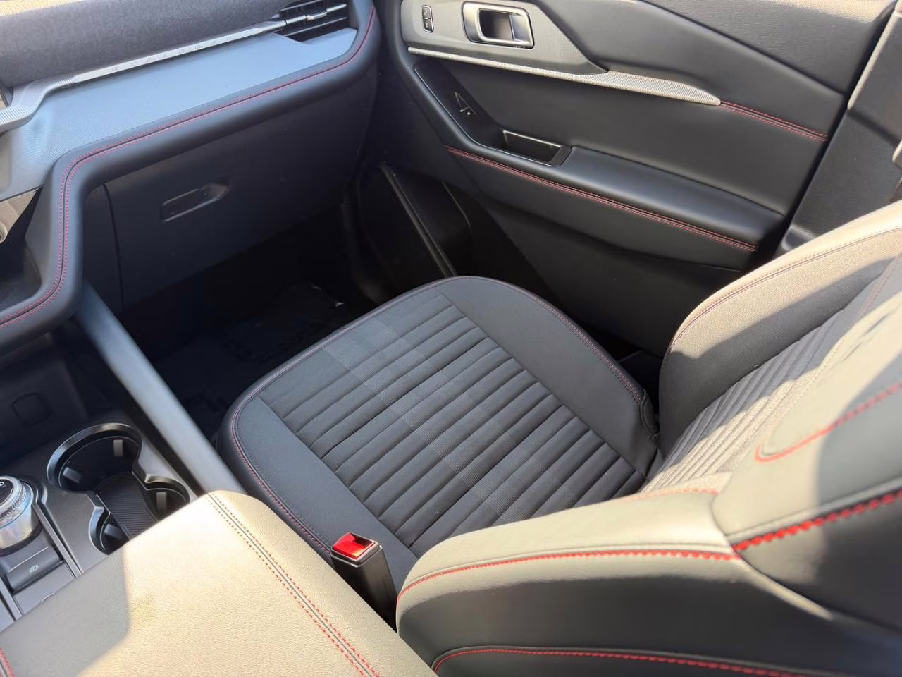 2026 Carbonized Gray Metallic Ford Explorer ST-Line 4X4 SUV