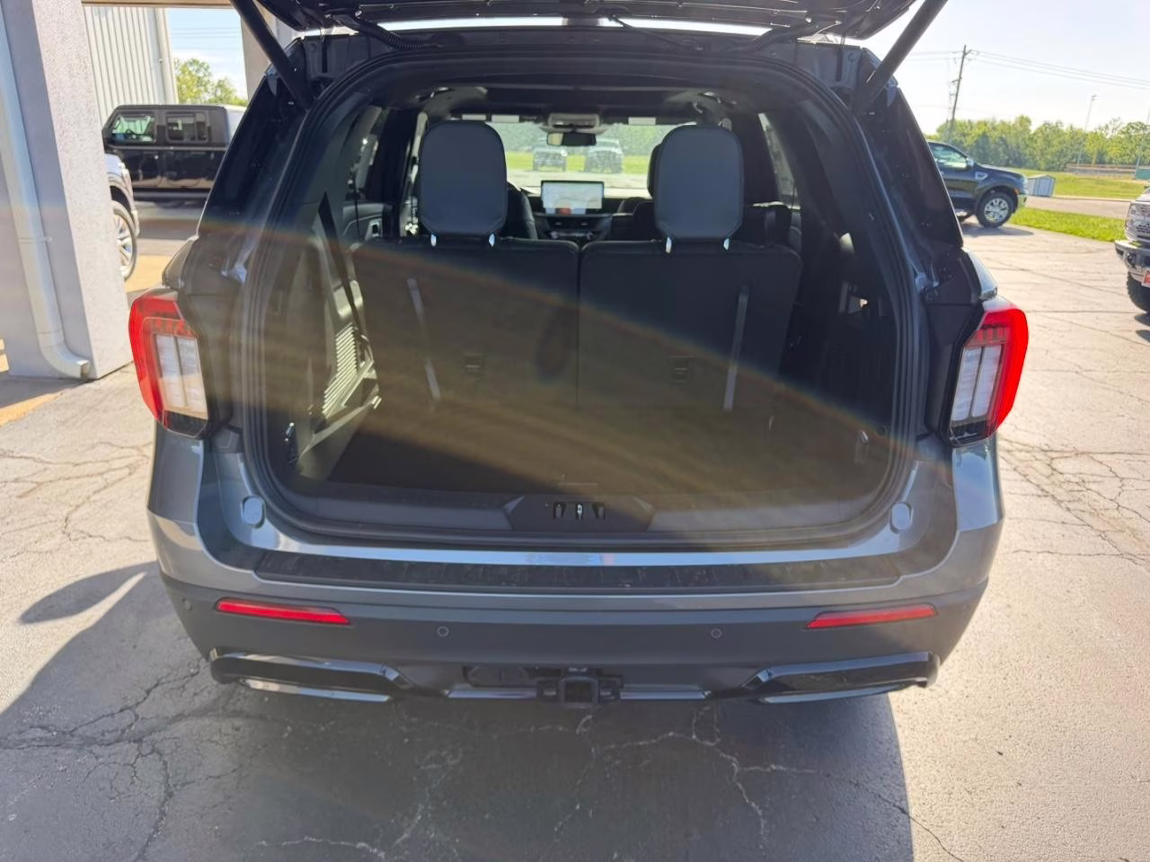 2026 Carbonized Gray Metallic Ford Explorer ST-Line 4X4 SUV