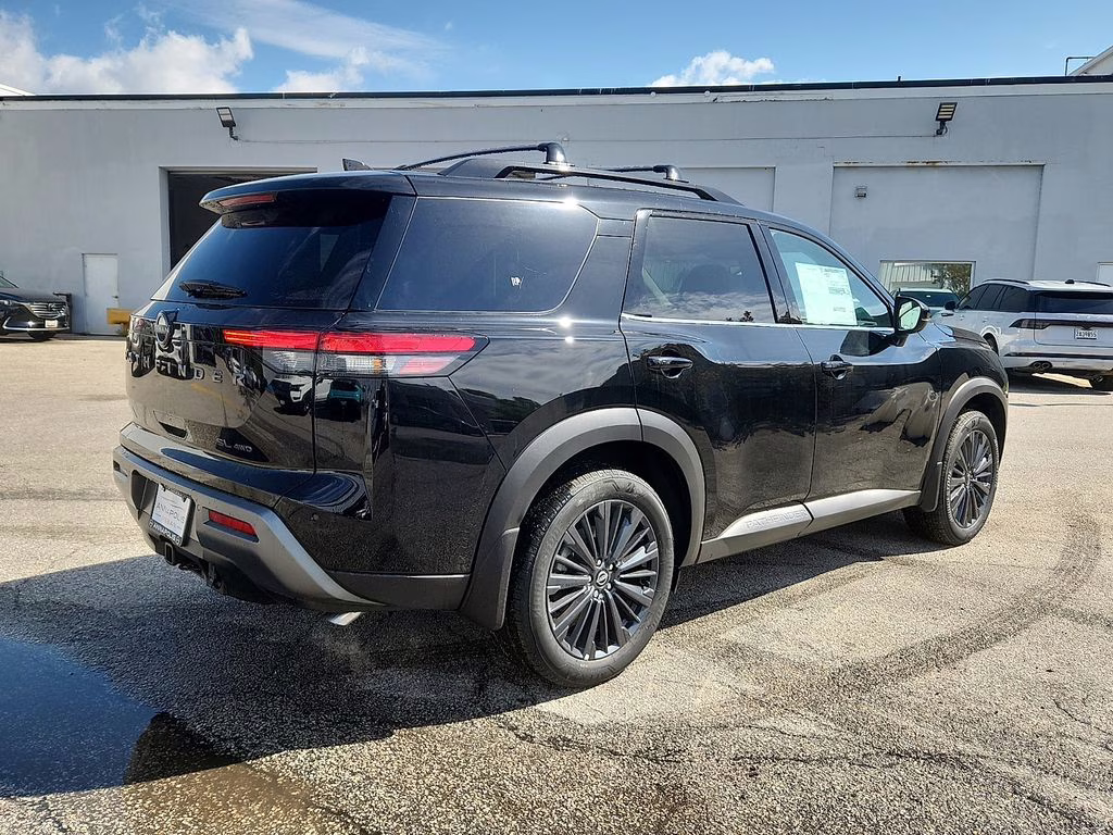 2026 Super Black Nissan Pathfinder SL 4X4 SUV