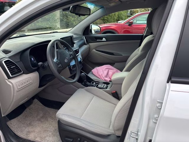 2021 White Hyundai Tucson SEL FWD SUV