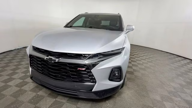 2022 Silver Ice Metallic Chevrolet Blazer RS AWD SUV