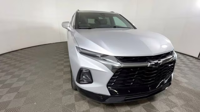 2022 Silver Ice Metallic Chevrolet Blazer RS AWD SUV