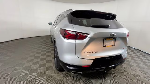 2022 Silver Ice Metallic Chevrolet Blazer RS AWD SUV