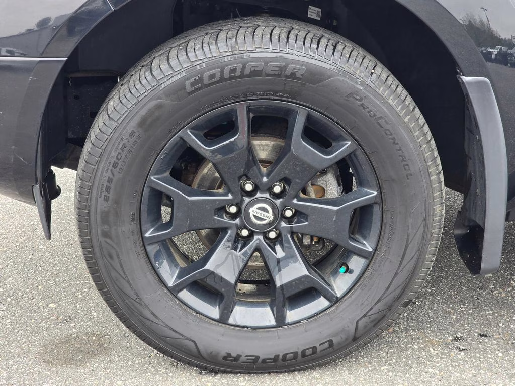 2020 Magnetic Black Pearl Nissan Frontier SV 4X4 Truck