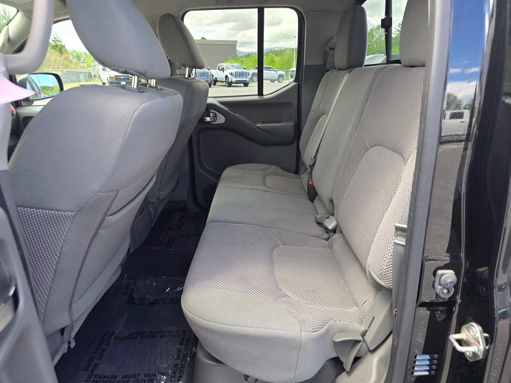 2020 Magnetic Black Pearl Nissan Frontier SV 4X4 Truck