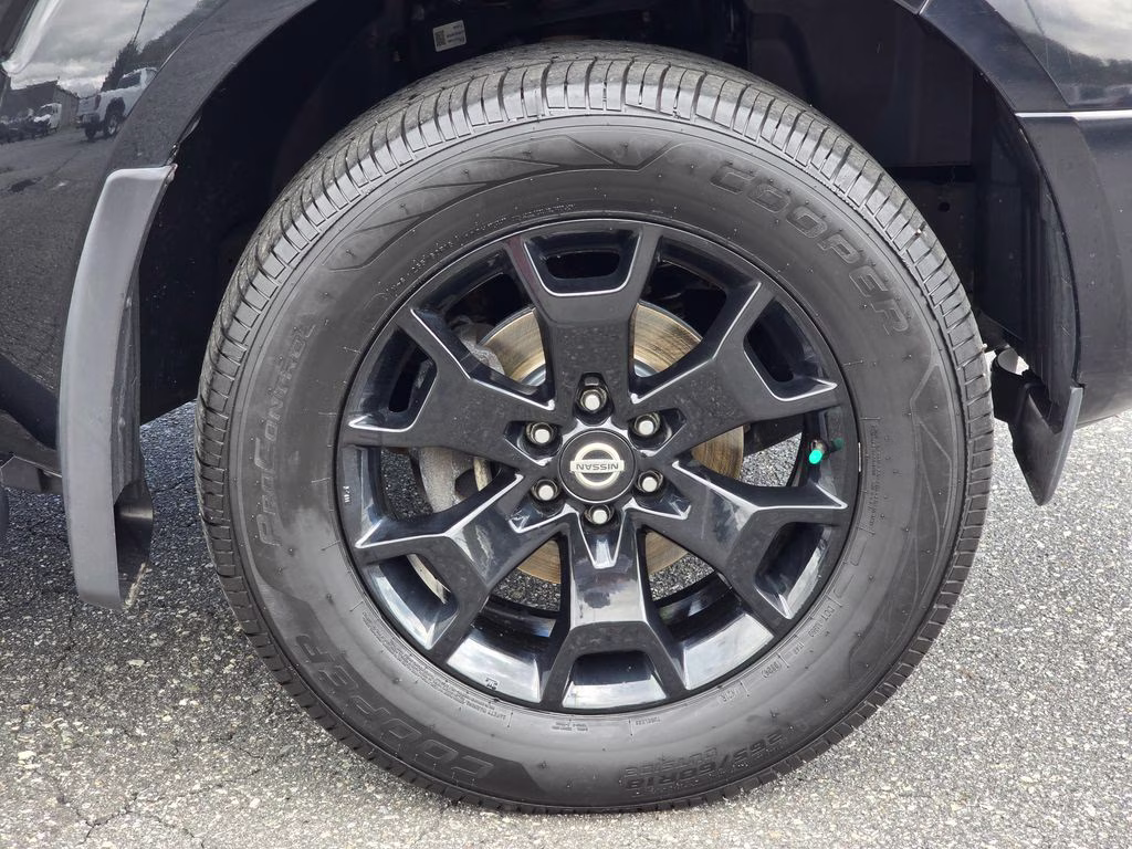 2020 Magnetic Black Pearl Nissan Frontier SV 4X4 Truck