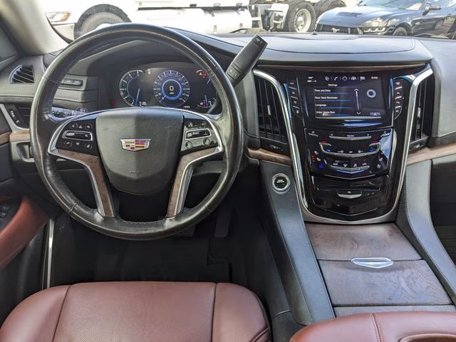 2019 Crystal White Tricoat Cadillac Escalade Luxury 4X4 SUV