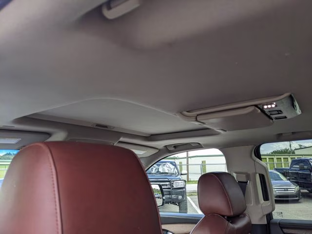 2019 Crystal White Tricoat Cadillac Escalade Luxury 4X4 SUV