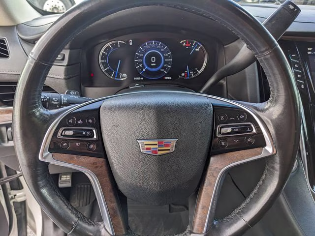 2019 Crystal White Tricoat Cadillac Escalade Luxury 4X4 SUV