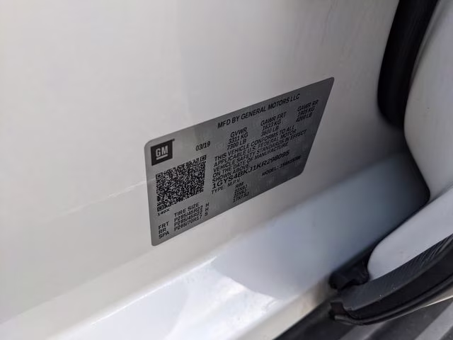 2019 Crystal White Tricoat Cadillac Escalade Luxury 4X4 SUV