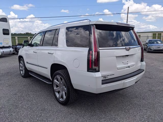 2019 Crystal White Tricoat Cadillac Escalade Luxury 4X4 SUV