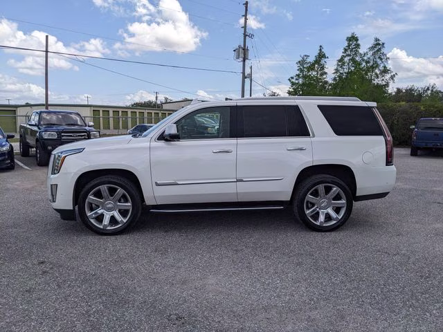 2019 Crystal White Tricoat Cadillac Escalade Luxury 4X4 SUV