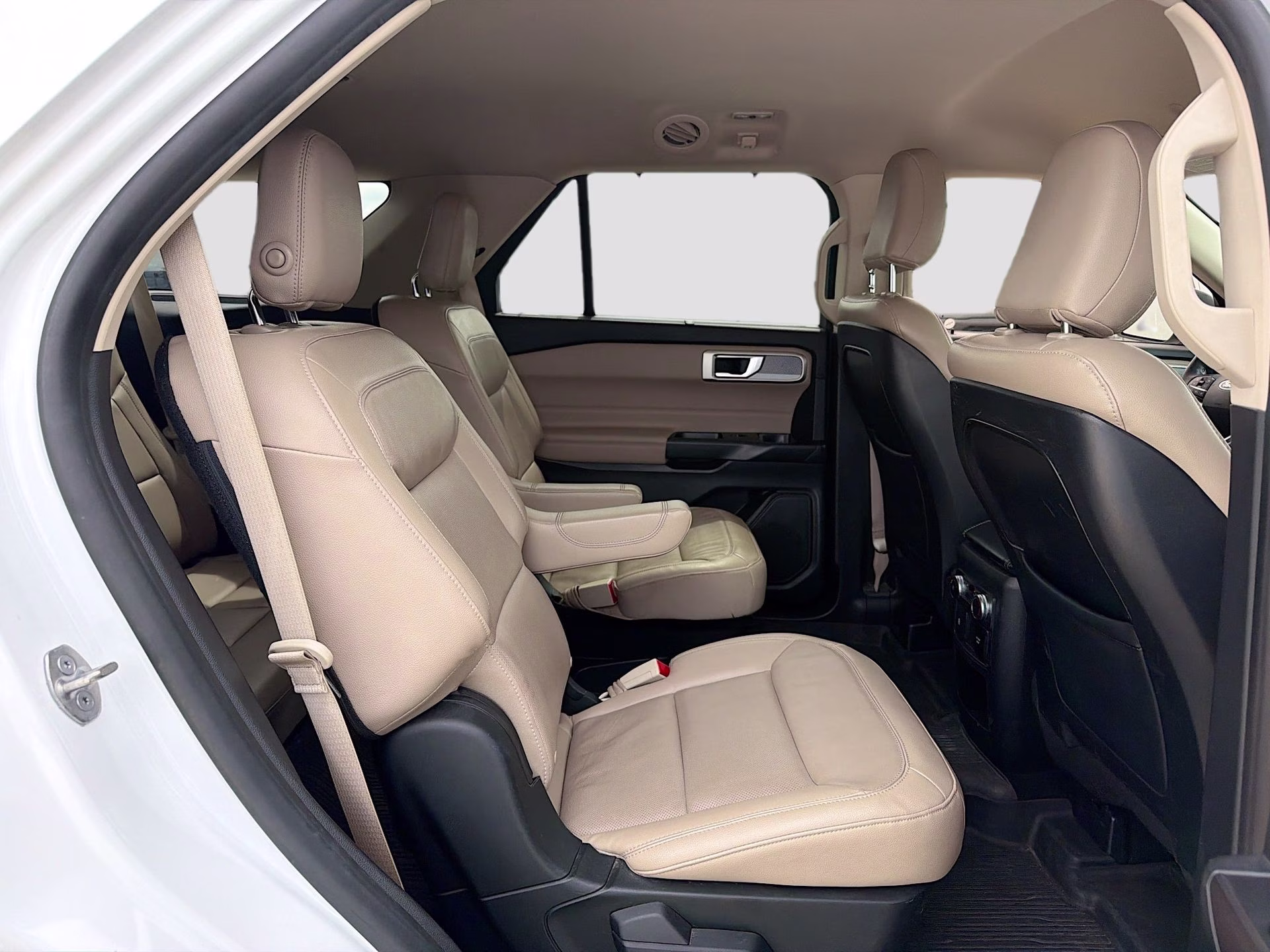 2020 Oxford White Ford Explorer Limited 4X4 SUV