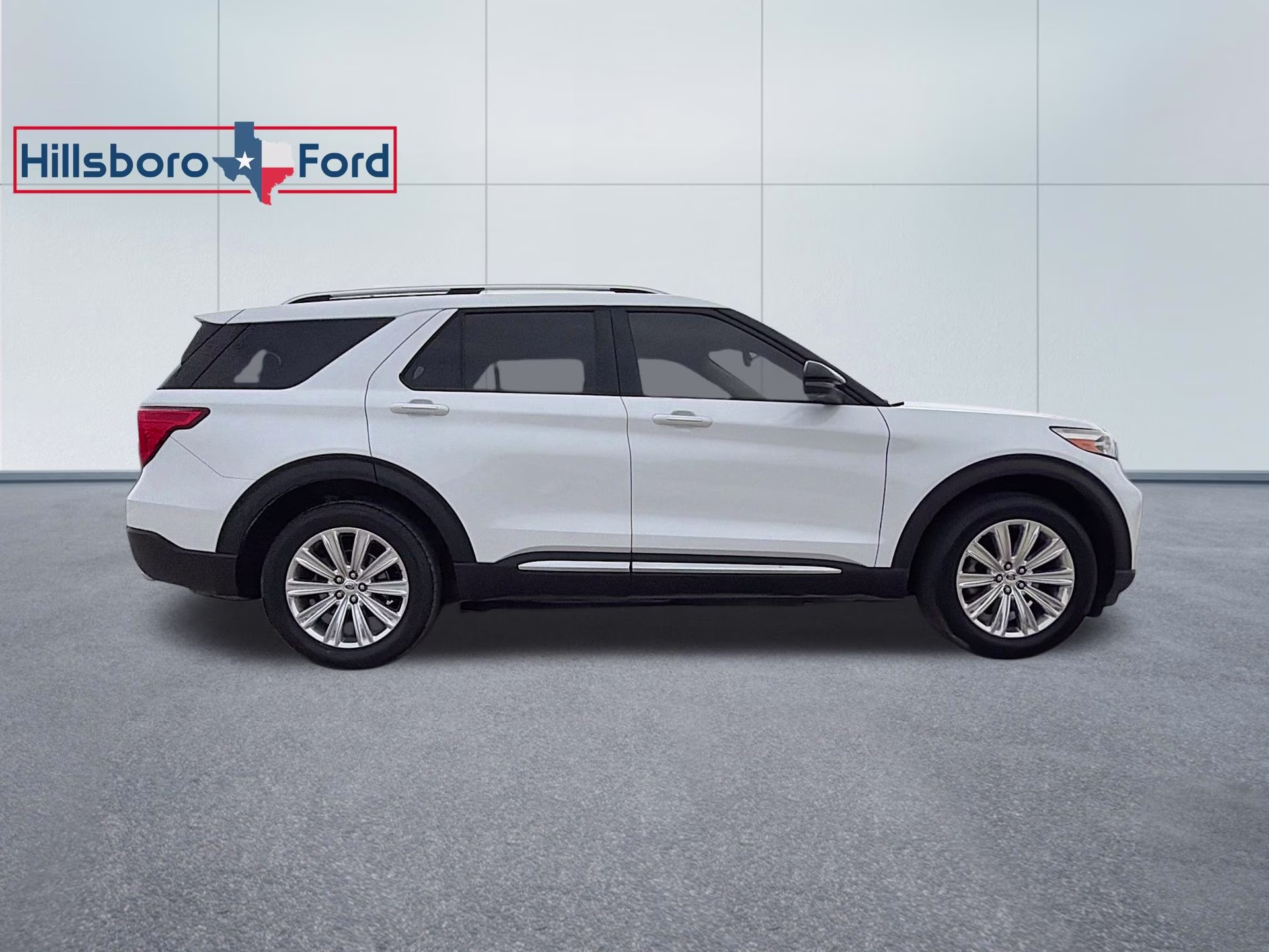 2020 Oxford White Ford Explorer Limited 4X4 SUV
