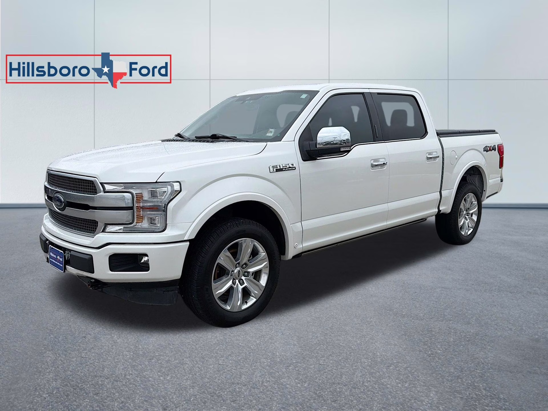 2018 White Platinum Metallic Tri-Coat Ford F-150 Platinum 4X4 Truck