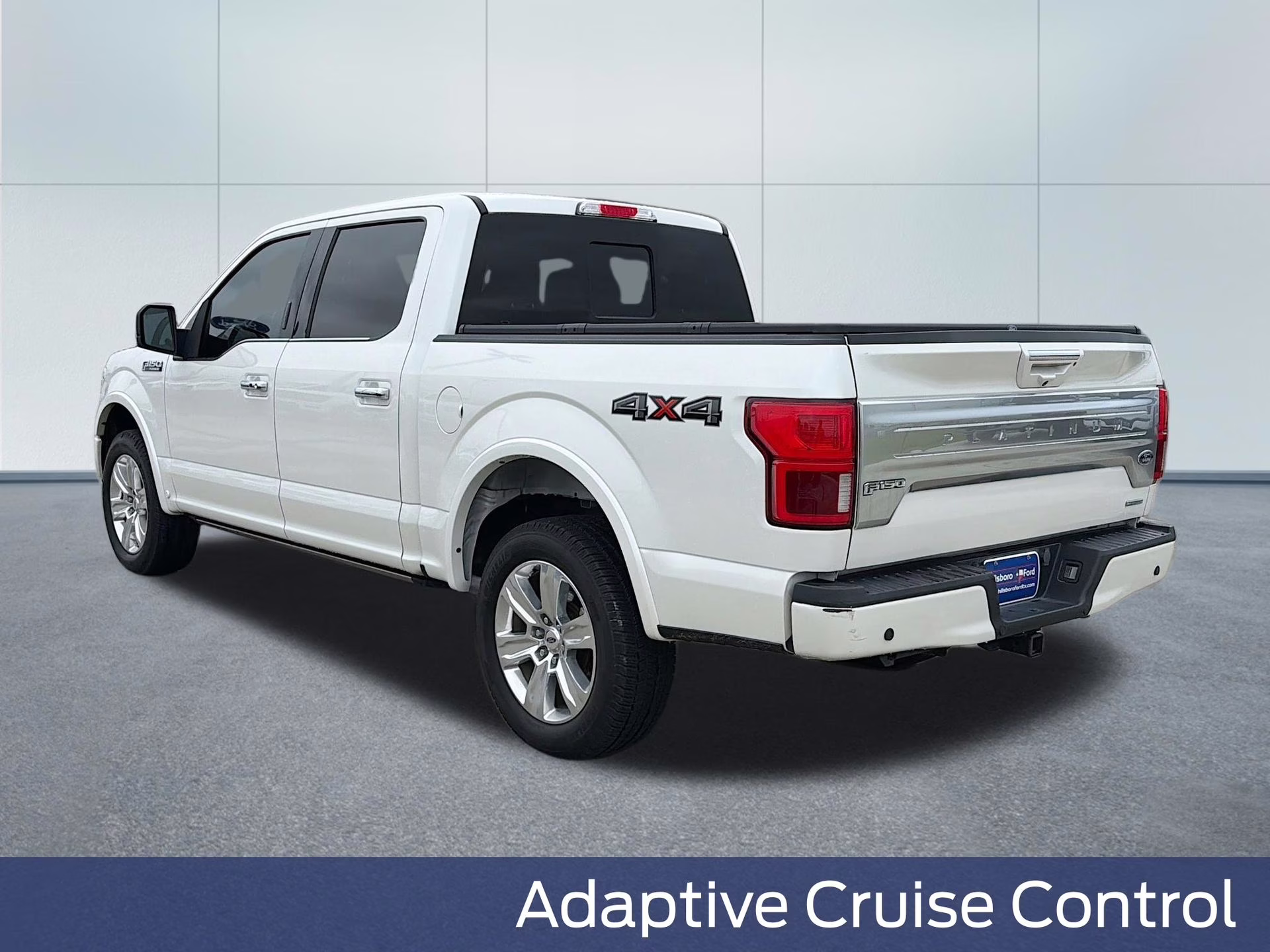 2018 White Platinum Metallic Tri-Coat Ford F-150 Platinum 4X4 Truck