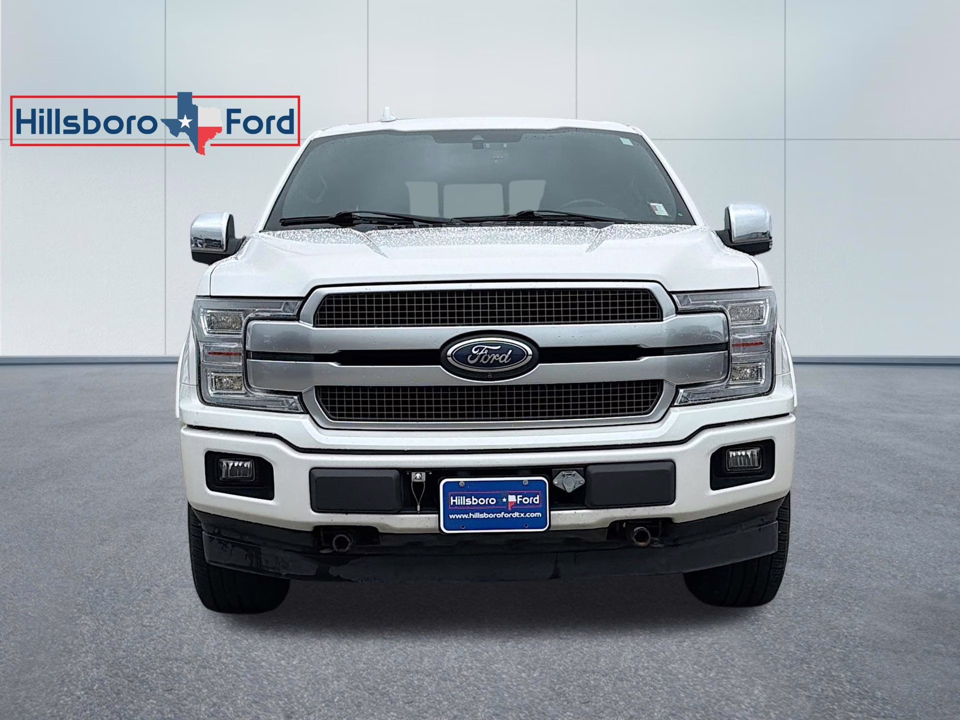 2018 White Platinum Metallic Tri-Coat Ford F-150 Platinum 4X4 Truck