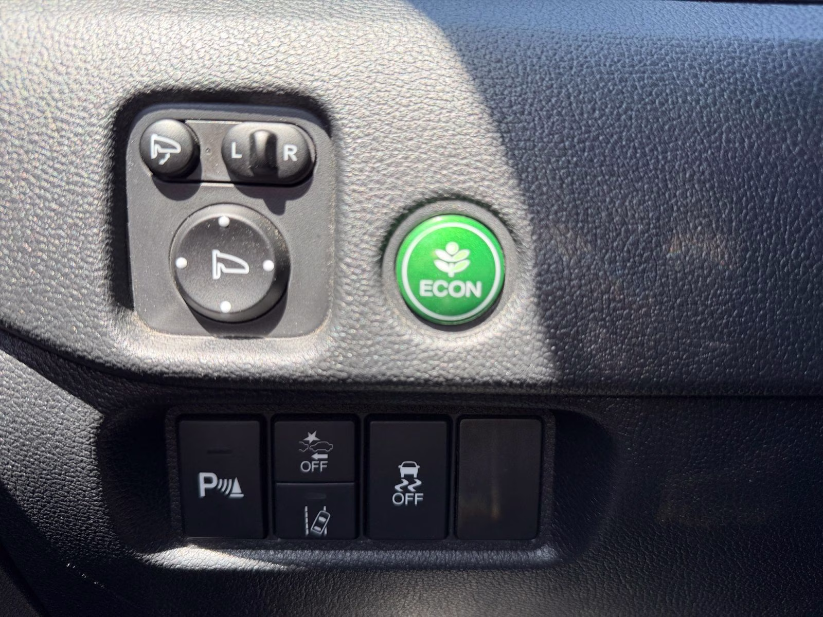 2019 White Honda Passport Elite AWD SUV