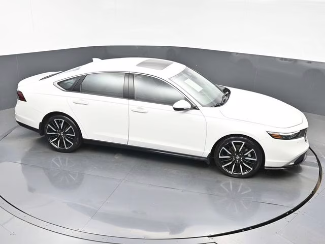 2023 Platinum White Pearl Honda Accord Hybrid Touring FWD Sedan