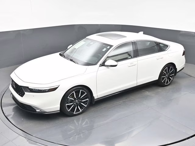 2023 Platinum White Pearl Honda Accord Hybrid Touring FWD Sedan