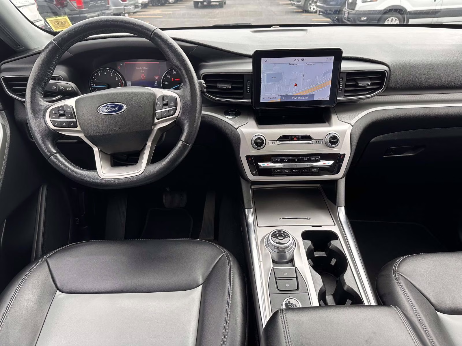 2022 Agate Black Metallic Ford Explorer XLT 4WD 4X4 SUV