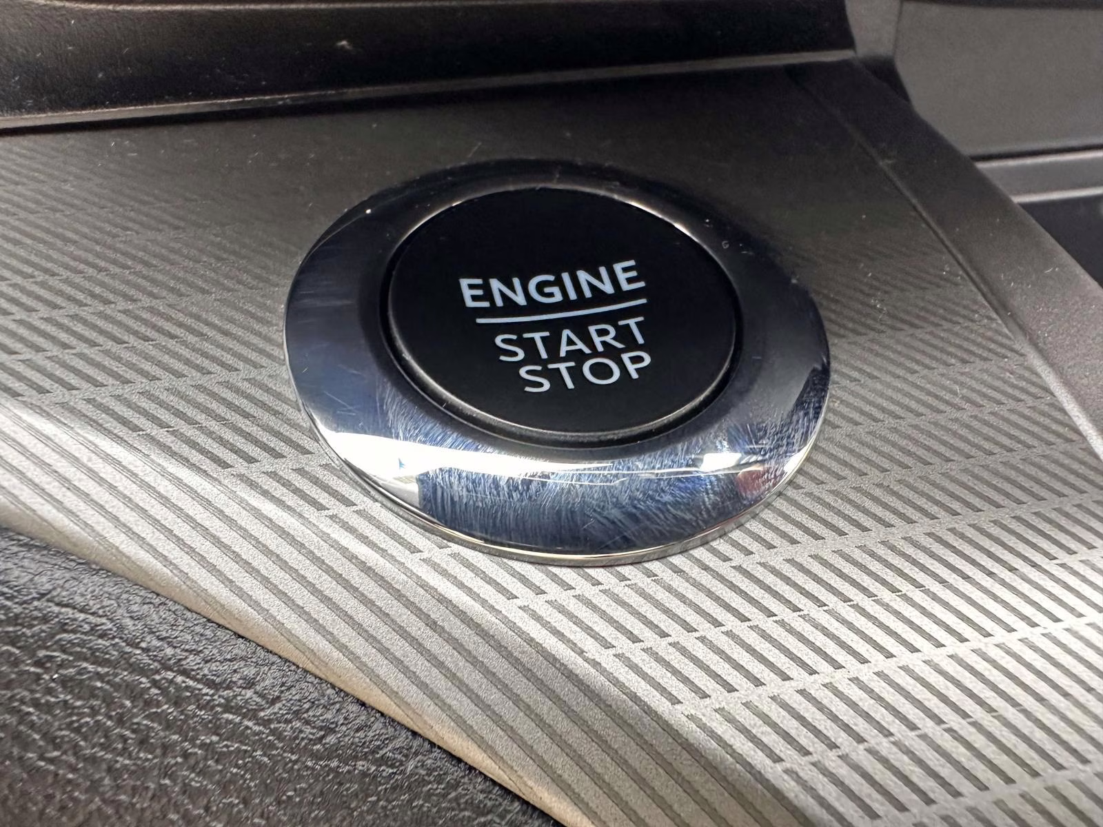 2022 Agate Black Metallic Ford Explorer XLT 4WD 4X4 SUV