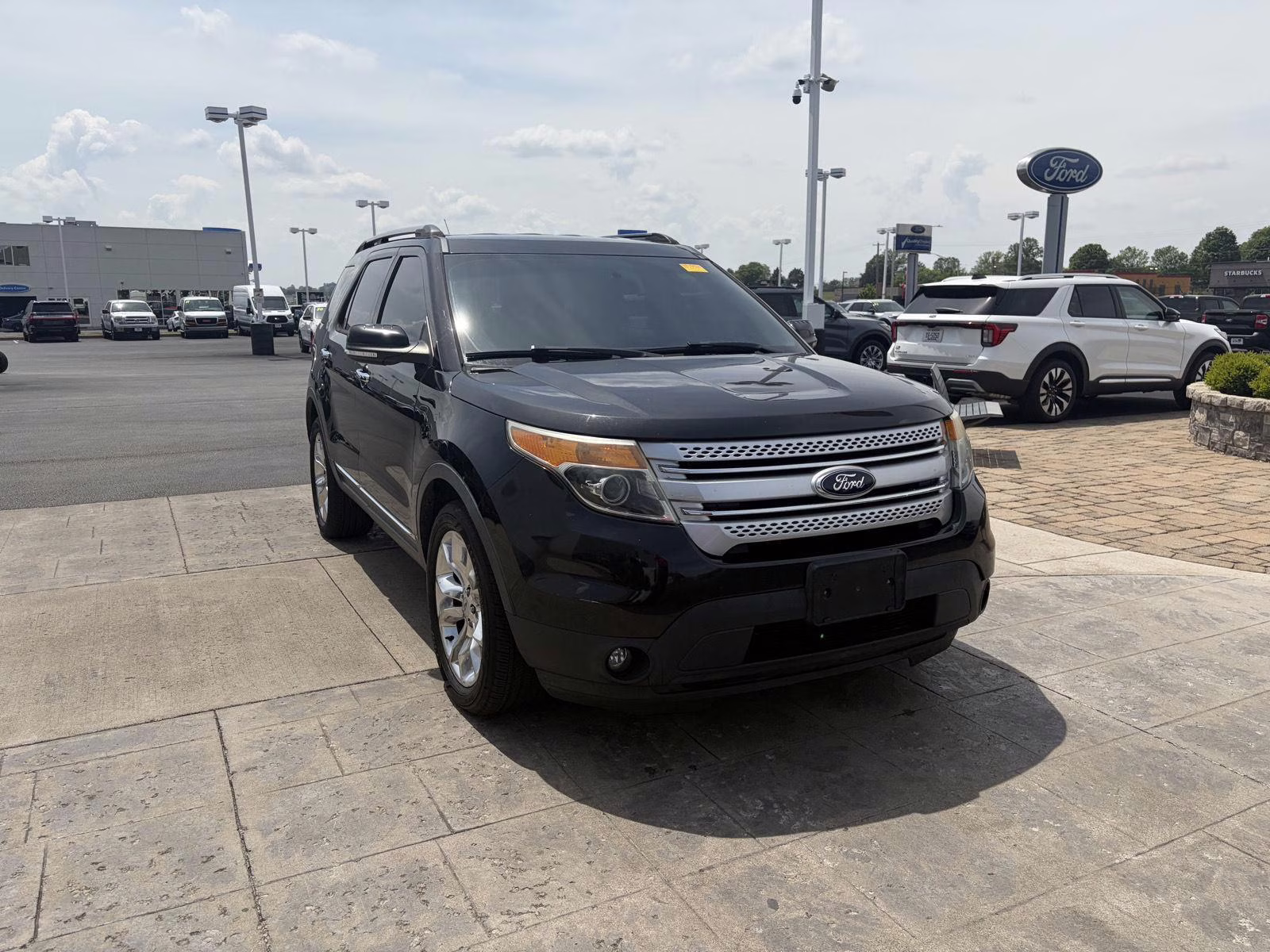 2014 Tuxedo Black Metallic Ford Explorer XLT 4X4 SUV