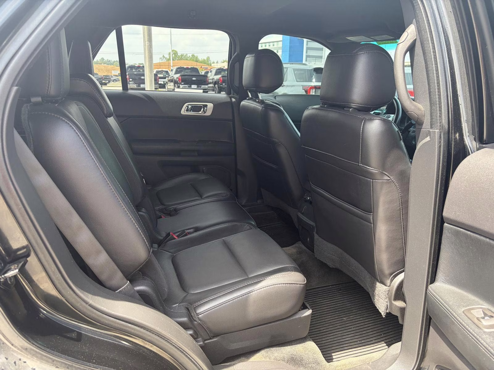 2014 Tuxedo Black Metallic Ford Explorer XLT 4X4 SUV