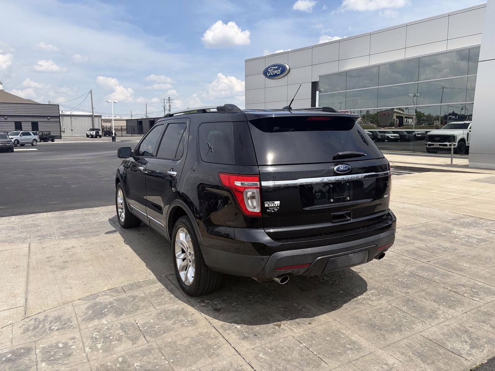 2014 Tuxedo Black Metallic Ford Explorer XLT 4X4 SUV