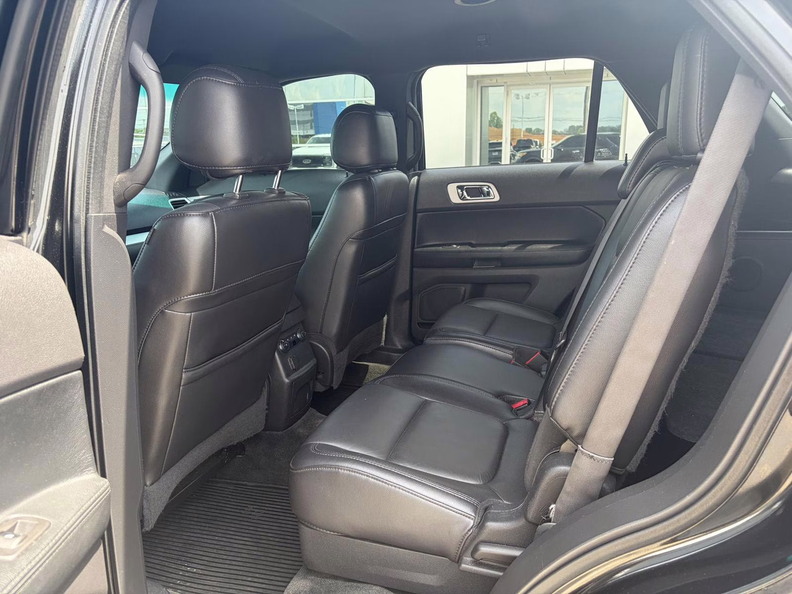 2014 Tuxedo Black Metallic Ford Explorer XLT 4X4 SUV