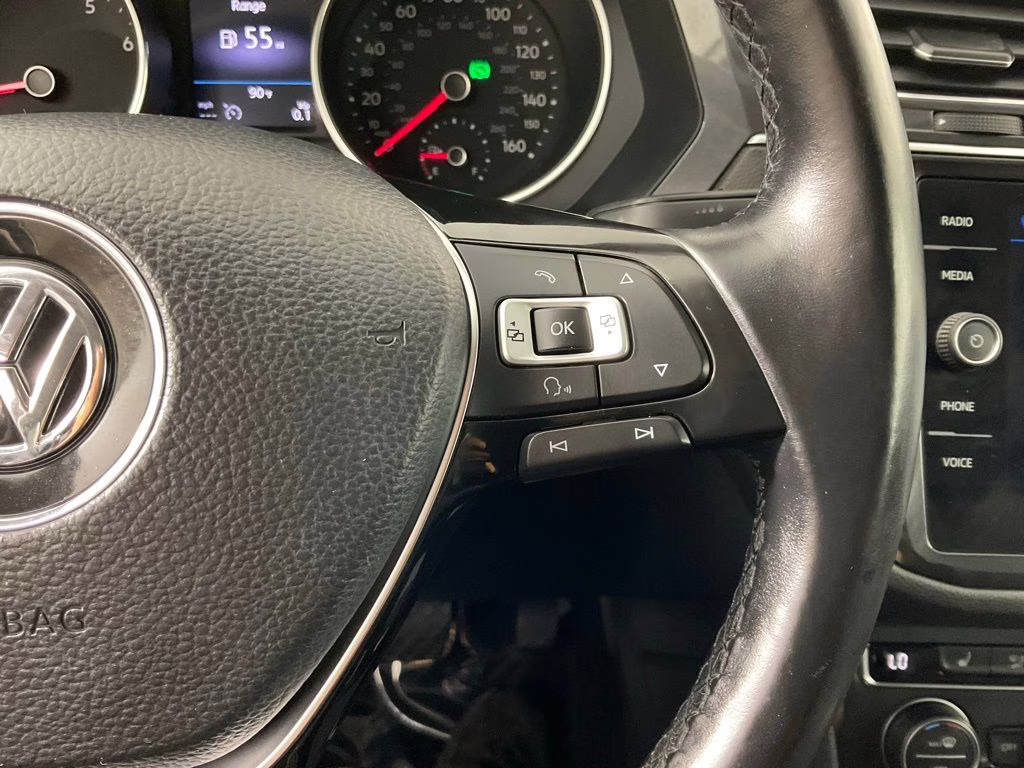 2018 Platinum Gray Metallic Volkswagen Tiguan 2.0T SE FWD SUV