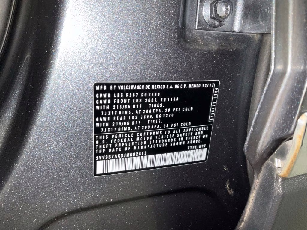 2018 Platinum Gray Metallic Volkswagen Tiguan 2.0T SE FWD SUV